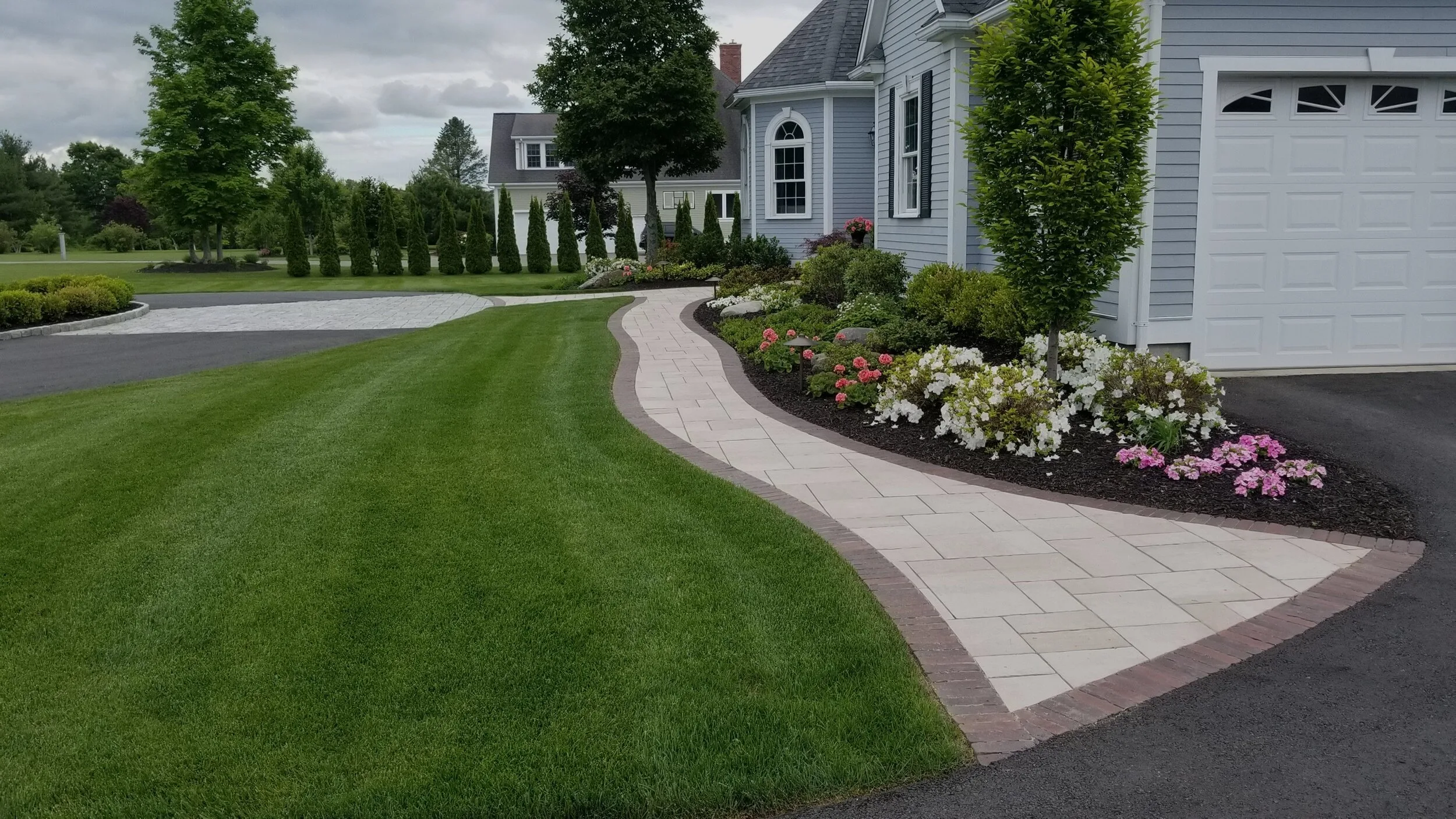 Custom landscaping and backyard design - Landscaping Renton
