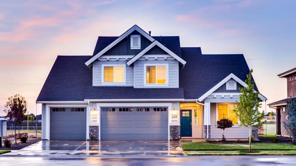 Professional home remodeling and construction craftsmanship - New Construction Homes in Renton